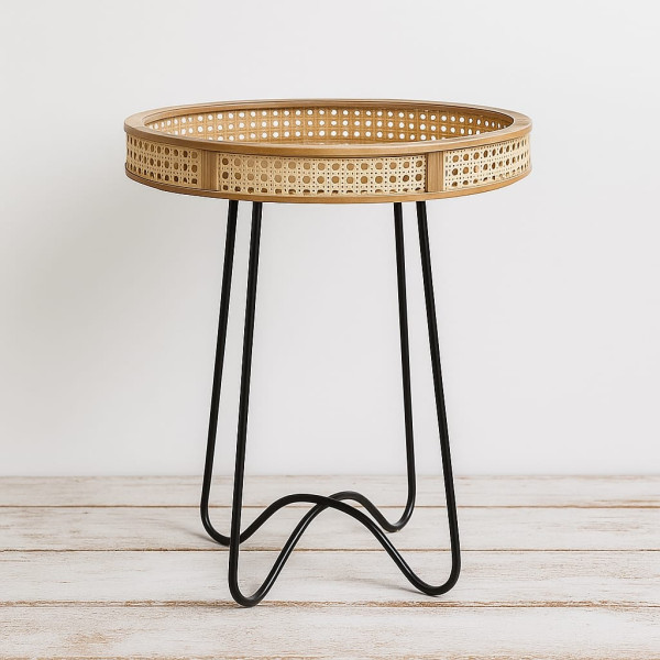 Tavolino Porta Oggetti Fuji Ø 60 cm con Base in Metallo Nero e Piano in Legno con Paglia di Vienna, Design Elegante e Versatile